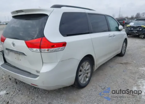 2011 Toyota Sienna Limited из США, поврежденный, VIN 5TDDK3DC6BSO18567